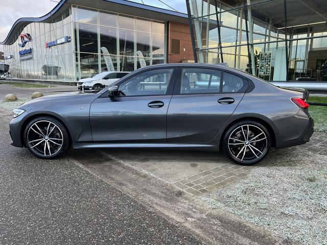 BMW 3-SERIE 320i 185PK High Executive Edition / M Sport / 1e Eig. / Adaptive Cruise / Stoel+Stuurverw. / Leder /