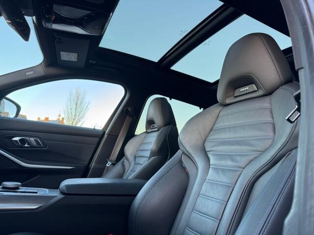 BMW 3-SERIE 330E X-Drive M-sport, Pano, M-sport stoelen, HUD, Laser, 293pk, Aeropack