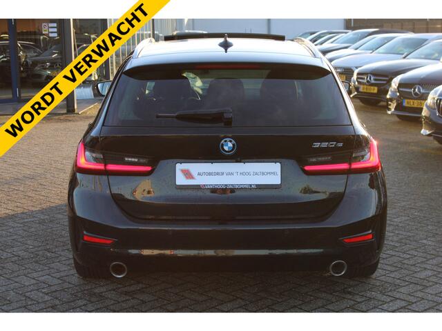 BMW 3-SERIE Touring 320e Business Edition Plus PANORAMADAK LEDER CARPLAY CAMERA