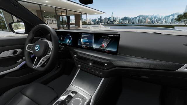 BMW 3-SERIE Touring 330e High Executive M Sport Automaat / Panoramadak / Trekhaak / Sportstoelen / Adaptieve LED / Active Cruise Control / Parking Assistant Plus / Comfort Access