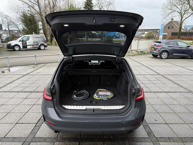 BMW 3-SERIE Touring 320e Aut. Business Ed. Plus | Navi | Camera | Leder | Dravit Grau |