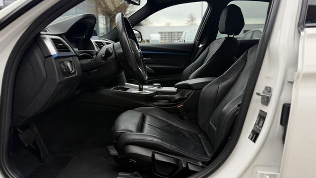 BMW 3-SERIE 318i M-Sport. Exec. | Navi | Leer | Stoelverwarming