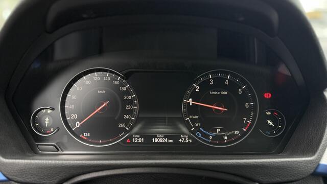 BMW 3-SERIE 318i M-Sport. Exec. | Navi | Leer | Stoelverwarming