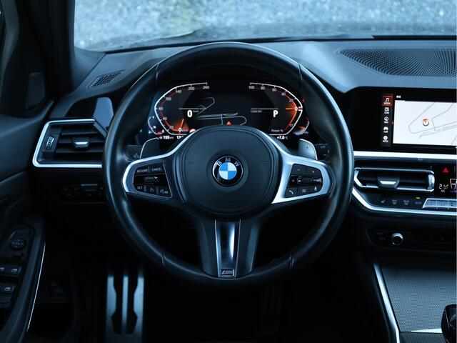 BMW 3-SERIE Touring 320i M Sport High Ex. Laser / HiFi / Leder / Camera /