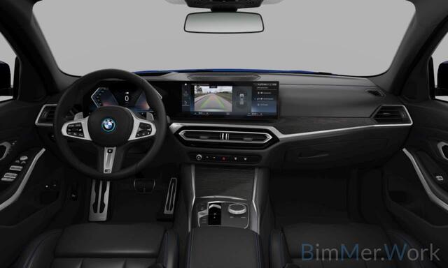 BMW 3-SERIE Touring 330e | PANO | ACC | Trekhaak