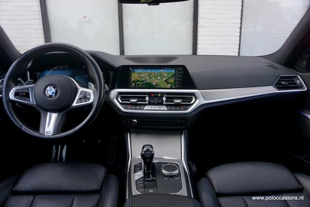 BMW 3-SERIE Touring 318i M-Pakket | Panoramadak | H&K | Dealerauto