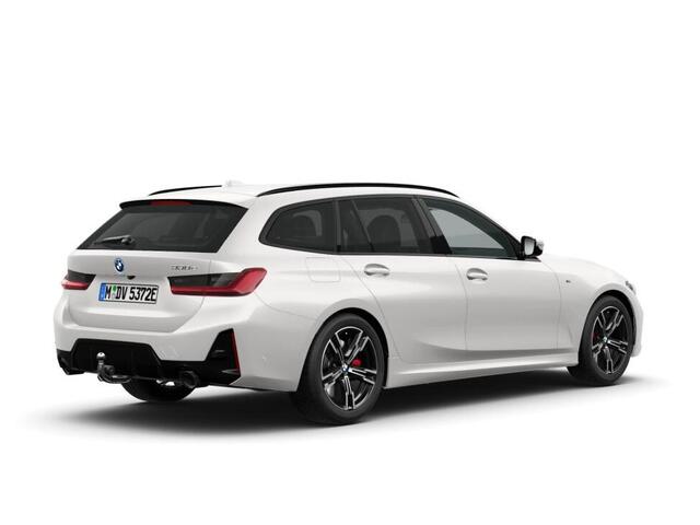 BMW 3-SERIE Touring 330e M Sport Edition | High Executive | M Sportpakket Pro | Comfort Pack | Harman Kardon | Trekhaak