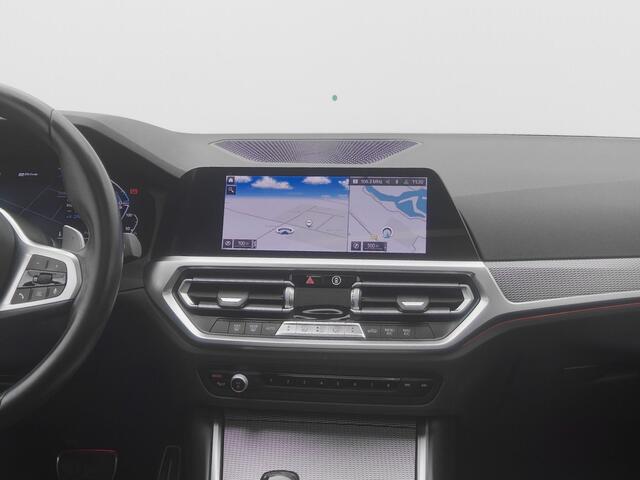 BMW 3-SERIE Touring 330e xDrive High Executive M-Sport | PANO | CAMERA | TREKHAAK
