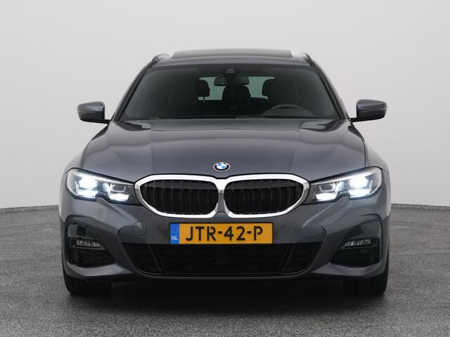BMW 3-SERIE Touring 330e xDrive High Executive M-Sport | PANO | CAMERA | TREKHAAK