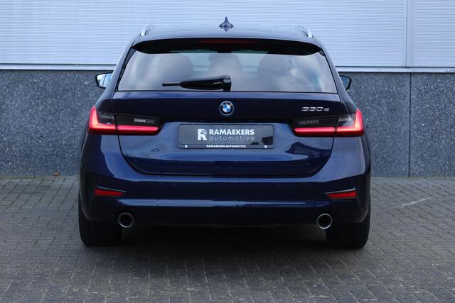 BMW 3-SERIE Touring 330e Business Edition Plus Individual / Leder / LED /