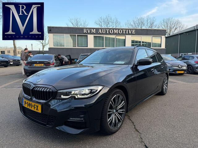 BMW 3-SERIE Touring 318i High Executive Edition M Sport | Afneembare trekhaak | Stoelverwarming | Origineel Nederlands geleverd (NAP) | Rijklaar geleverd incl. 12 maanden BOVAG-garantie