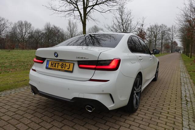 BMW 3-SERIE 330e High Executive