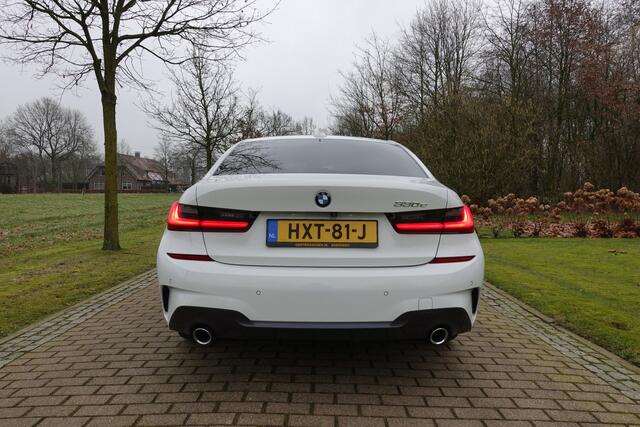 BMW 3-SERIE 330e High Executive
