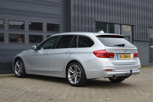 BMW 3-SERIE Touring 318i Corporate Lease Executive | ORG. NL | TREKHAAK |