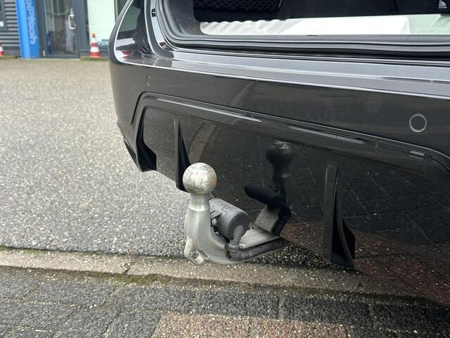 BMW 3-SERIE Touring 320e M-SPORT | FACELIFT| PANO|1.STE EIGENAAR, DEALER OH. | LEER | ELEK. TREKHAAK| FABRIEKSGARANTIE T/M 08 2027| LEER| STOELVERWARMING| 19 INCH! SUPER COMPLEET!