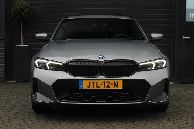 BMW 3-SERIE Touring 330e xDrive M-Sport Pro | Panoramadak | M Schaalstoelen | HUD | Adaptieve cruise Control | LED | 19 Inch