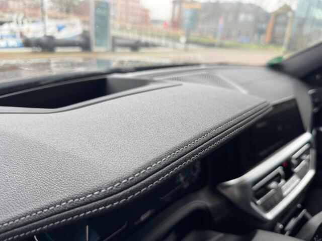 BMW 3-SERIE 330e M Sport |Head-Up|H&K|Laser|Driving ass|