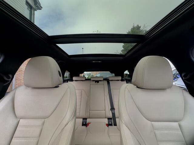 BMW 3-SERIE Touring 330e eDrive AUT8 M-SPORT PANODAK LEDER NAVI CAMERA DIGI-DASH APPLE-CARPLAY LEDLMV PDC