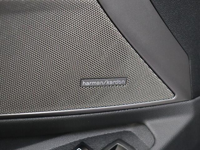 BMW 3-SERIE Touring 330e High Executive