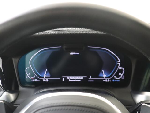 BMW 3-SERIE Touring 330e High Executive