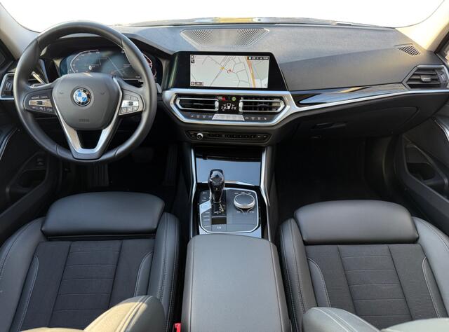 BMW 3-SERIE Touring 3 Serie Touring 330i High Executive I Trekhaak I Cruise Control I Leder AUTOMATIC