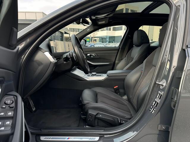 BMW 3-SERIE Touring 320d xDrive M-SPORT ** LED, NAVI+, PANORAMA, HuD, TREKH, 19-inch LMV, DRAVIT GRAU ** 1e EIG - UNFALLFREI ** ** INFORMEER OOK NAAR ONZE AANTREKKELIJKE FINANCIAL-LEASE TARIEVEN **