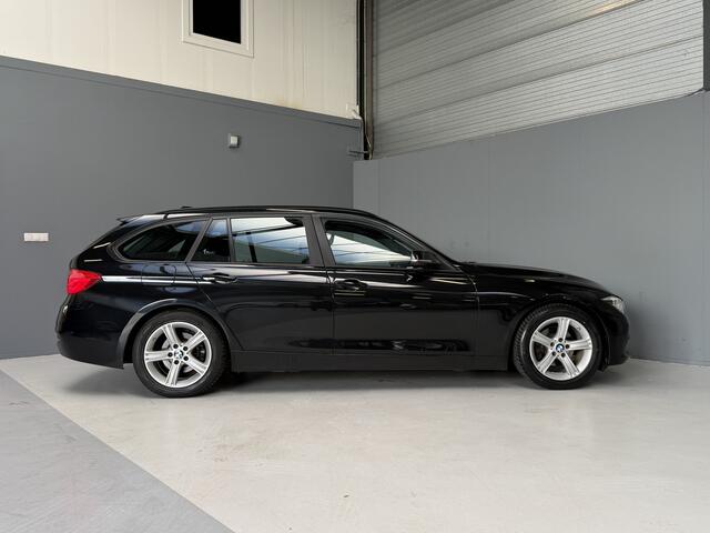 BMW 3-SERIE Touring 318i Sportline Sportstuur|LED|Cruise|Navi