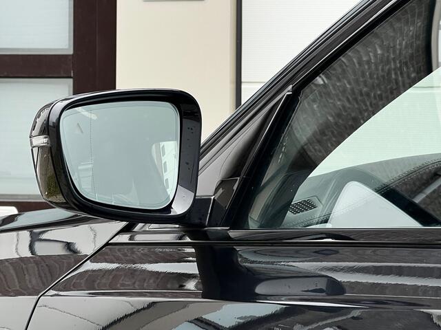 BMW 3-SERIE 330e High Executive M-Sport Automaat 292 PK / BMW Live Cockpit Prof / Head-Up / Harman-Kardon HiFi / BMW Laser Light / Schuif Kanteldak / M-Onderstel / Apple CarPlay / Shadow Line / 1e Eigenaar!