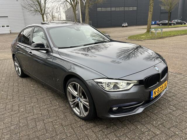 BMW 3-SERIE 330e High Exec. SCHUIFDAK HUD HARMAN/KARDON.