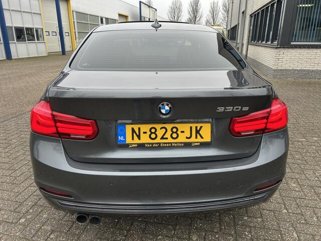 BMW 3-SERIE 330e High Exec. SCHUIFDAK HUD HARMAN/KARDON.