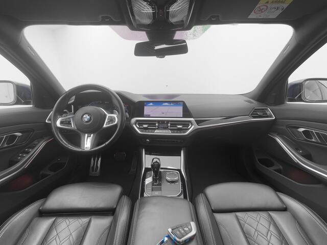 BMW 3-SERIE 330e eDrive Edition M-Sport | LEDER | KEYLESS | STOEL - STUURVERW. | CAMERA
