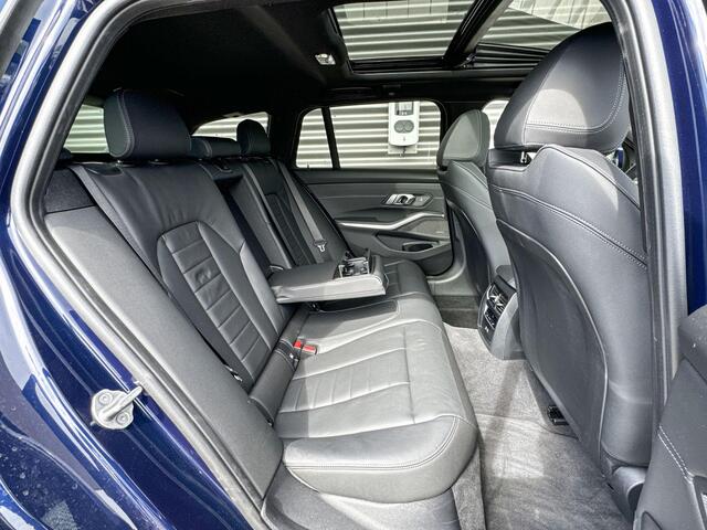 BMW 3-SERIE Touring 330e M Sportpakket / Innovation Pack / Comfort Pack