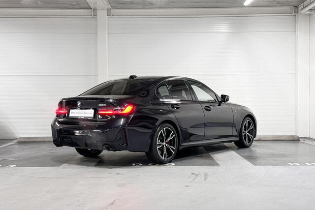 BMW 3-SERIE Sedan 318i | M-Sport Pro | Innovation Pack | Comfort Pack | Driving Assistant | Harman/kardon | Comfort Access