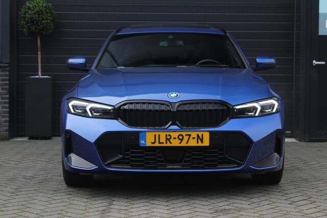BMW 3-SERIE Touring 330e xDrive M-Sport Pro | Panoramadak | M Schaalstoelen | HUD | Adaptieve cruise Control | LED | 19 Inch