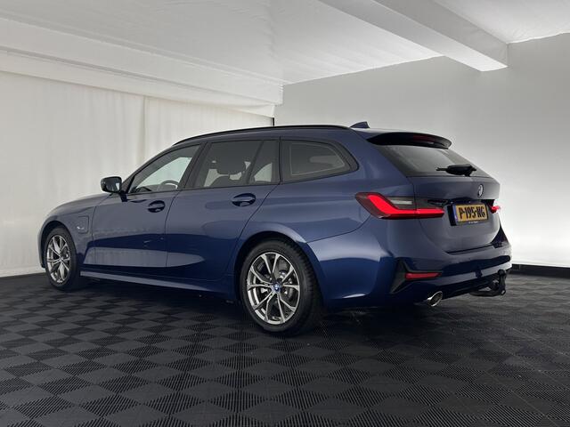BMW 3-SERIE Touring 320e Business Edition Plus (INCL.BTW) Aut. *LEATHER | FULL-LED | HEATED-SPORTSEATS | DIGI-COCKPIT | HIFI-SOUND | NAVI-FULLMAP | PRIVACY-GLASS | PDC | 17''ALU | TOWBAR*