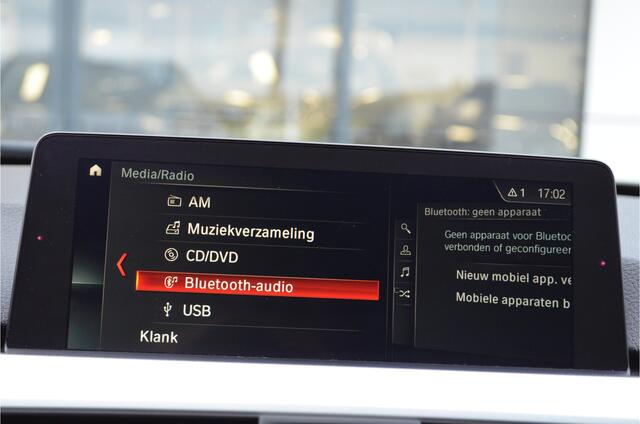 BMW 3-SERIE 320d EDE High Executive Automaat leder, sportst., lane assist, stoelverw. zwarte hemelbekl, camera,led.NAP, ZEER MOOI!