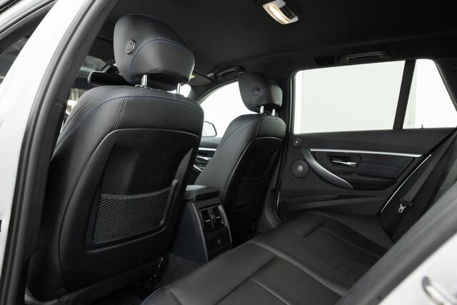 BMW 3-SERIE Touring 318i M Sport, HK Sound, Trekhaak, PDC, Digitale Dash!