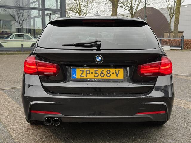 BMW 3-SERIE Touring 318i M Sport Corporate Lease HIGH EXEC.| 81.000KM!| ORIG. NL| LEER| ELEKTRISCHE ACHTERKLEP| AFNEEMBARE TREKHAAK| STOELVERWARMING| 19 INCH!| SUPER NETJES| RIJKLAARPRIJS INCL. 12 MND BOVAG GARANTIE