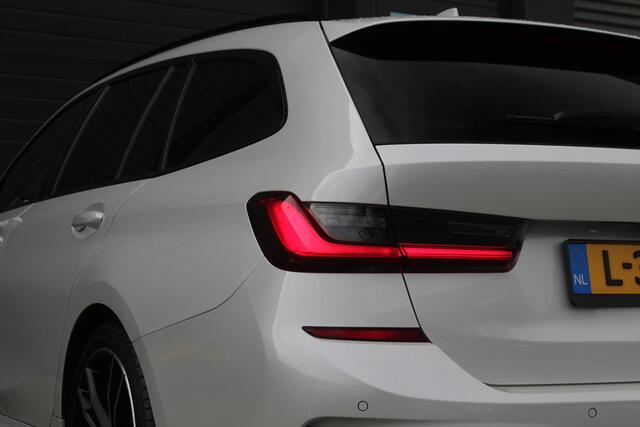 BMW 3-SERIE Touring 330i M-Sport | Adaptieve Cruise Control | Elektrische Stoelen | Nette Auto