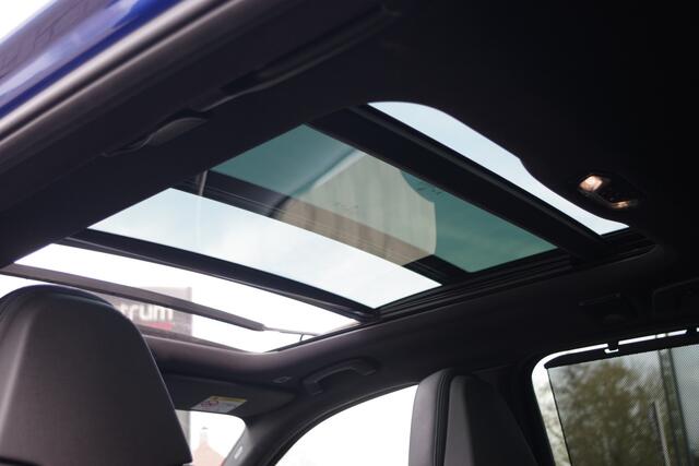 BMW 3-SERIE Touring 330e 293 PK xDrive M Sport Pro PHEV, Panoramadak, Kuipstoelen, Head-Up, Adap. Cruise Control