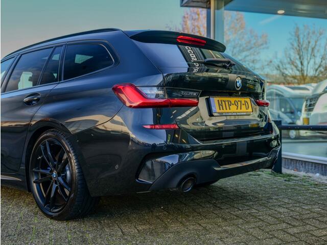 BMW 3-SERIE Touring 330e xDrive M-Sport / PANO / LASER LIGHT / CARPLAY!