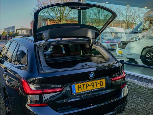 BMW 3-SERIE Touring 330e xDrive M-Sport / PANO / LASER LIGHT / CARPLAY!