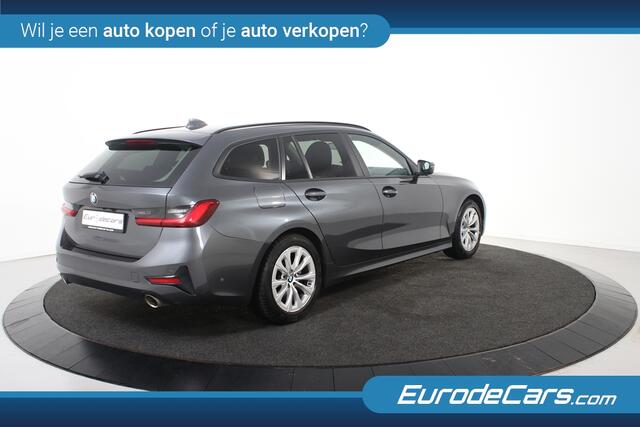 BMW 3-SERIE Touring *1ste Eigenaar*Navigatie*Leer*Stoelverwarming*Carplay* 318i