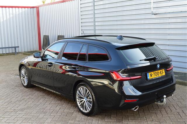 BMW 3-SERIE Touring 320e Business Edition Plus O.a: Pano, Haak, Stoelverw, PDC, Carplay, Navi, Etc. All-in prijs!