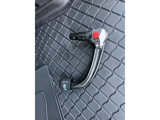 BMW 3-SERIE Touring 320i M Sport Trekhaak | LED | HiFi | Stoelverw.