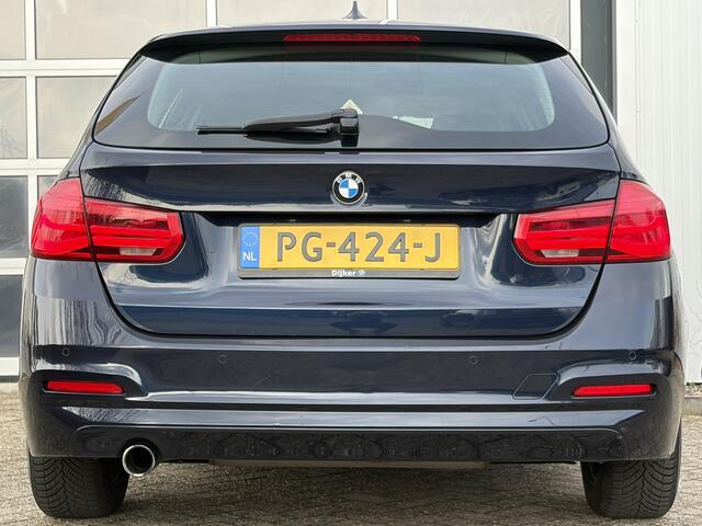 BMW 3-SERIE Touring 318i Executive 136pk | Automaat | Bluetooth | Cruise control | Electronic climate control | LED koplampen | Navigatiesysteem full map | Parkeersensor achter | Dealer onderhouden!