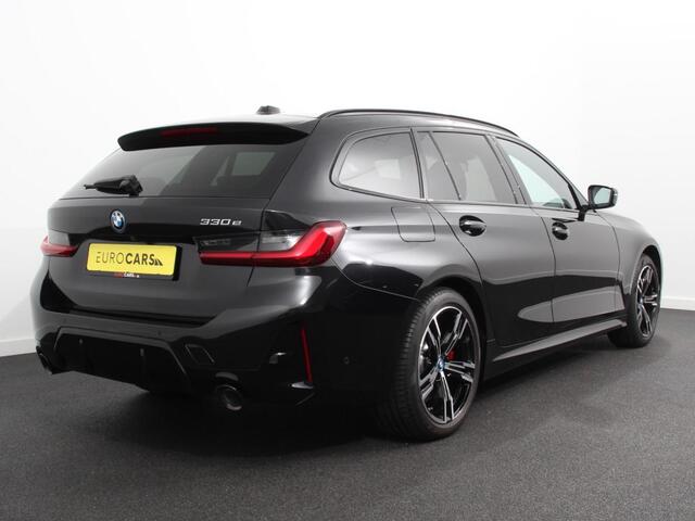 BMW 3-SERIE Touring 330e M-Sport | Digitale Cockpit | Climate control | Stoel verwarming | LED | Sfeer verlichting | Lichtmetalen velgen | Navigatie | Apple carplay/ Android auto | Parkeersensoren