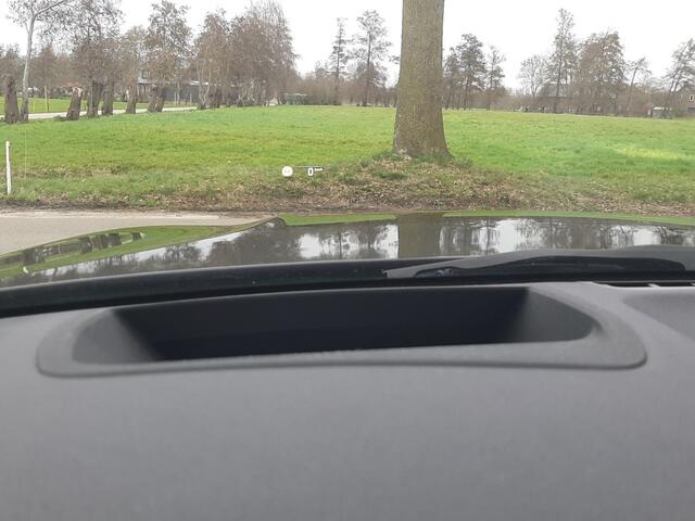 BMW 3-SERIE 330e eDrive 292pk Leer - Navigatie - Bluetooth - Head-up Display