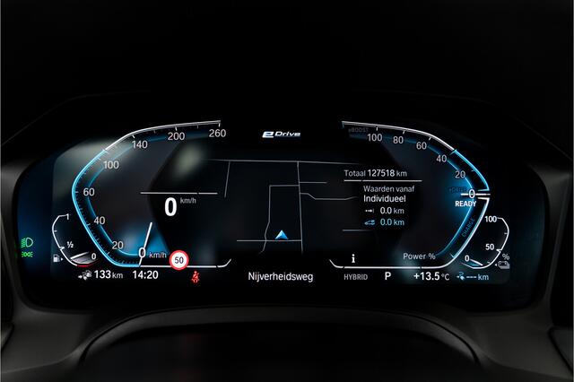 BMW 3-SERIE 330e High Executive M-Sport Memory Sport stoelen