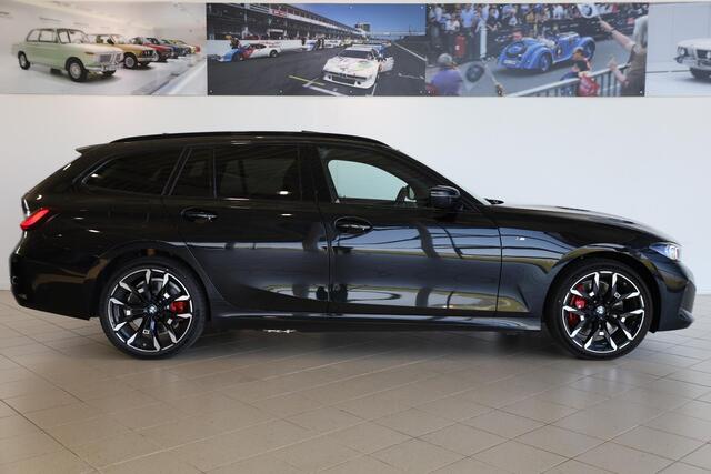 BMW 3-SERIE Touring 330e M Sport Pro| Panoramadak | Harman Kardon | Trekhaak | Head-Up Display